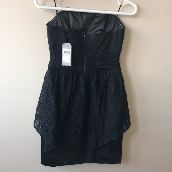 NWT GUESS Dakota Lace Peplum Strapless Mini Dress - Picture 4 of 10